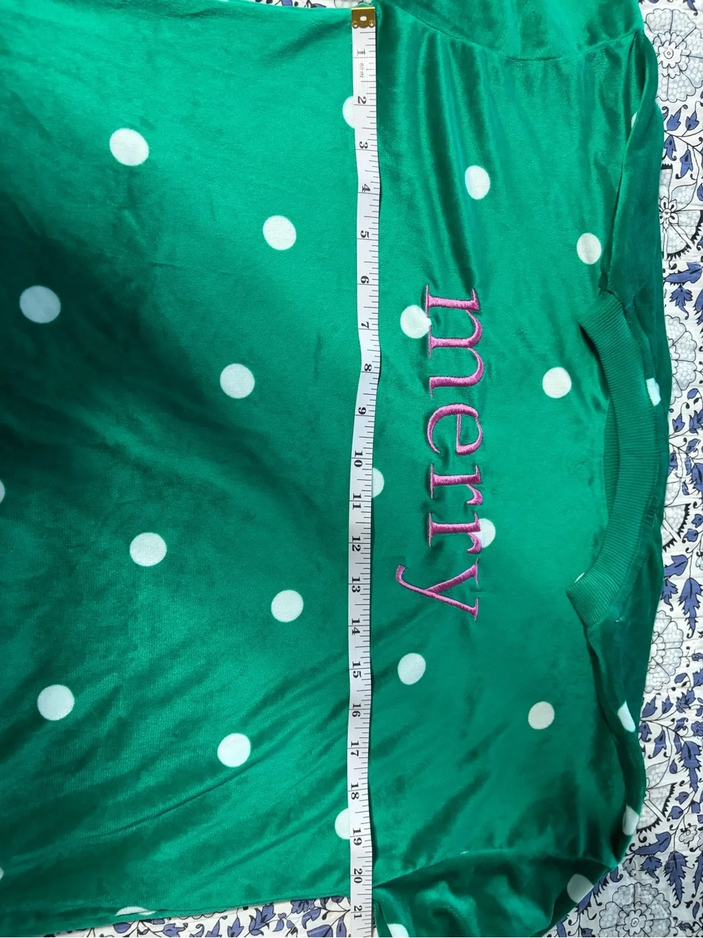Size small women's Green Polka Dot 'Merry' Velour Pajama Set worn once see match